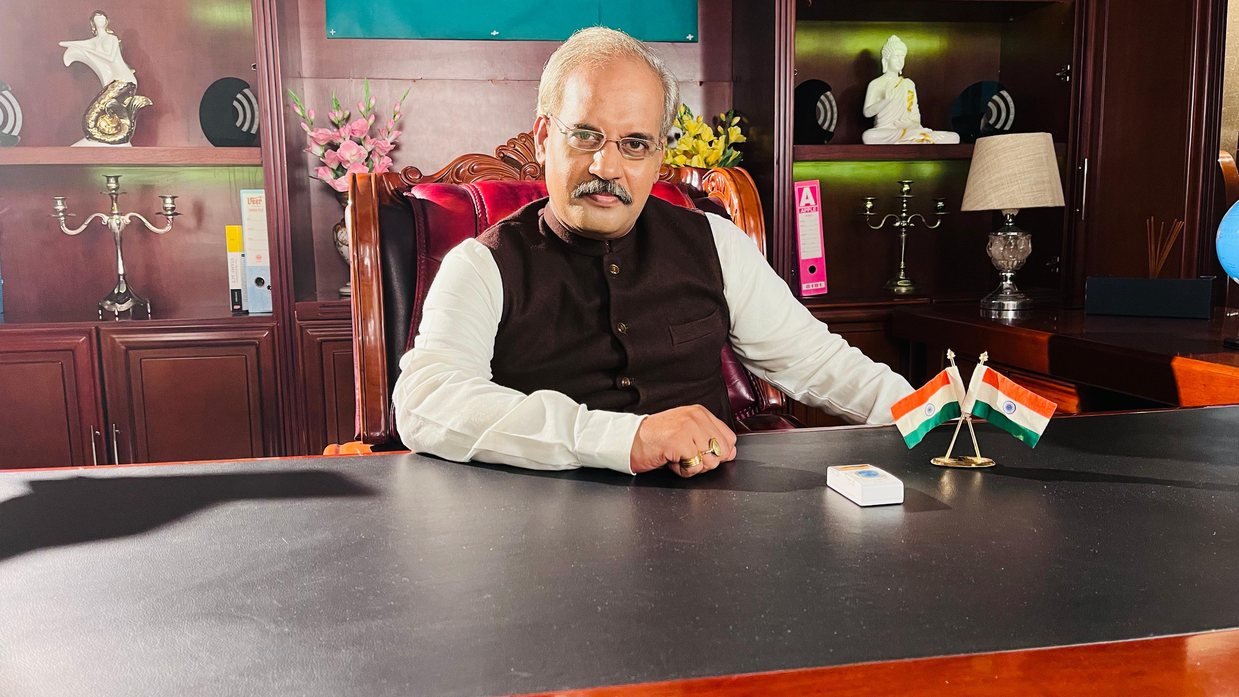 As CM in Jennifer